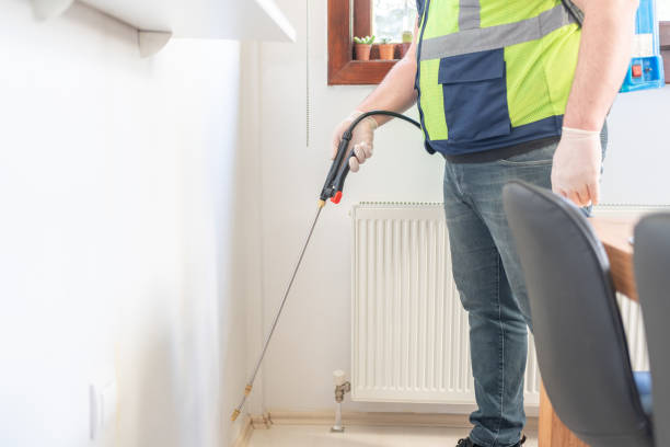 Best Pest Prevention Services  in Pekin, IL
